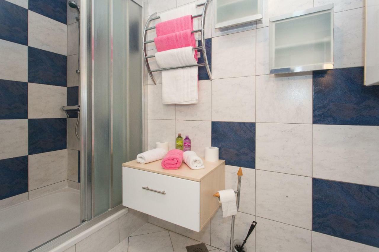 Apartmani Luis Каштела Экстерьер фото