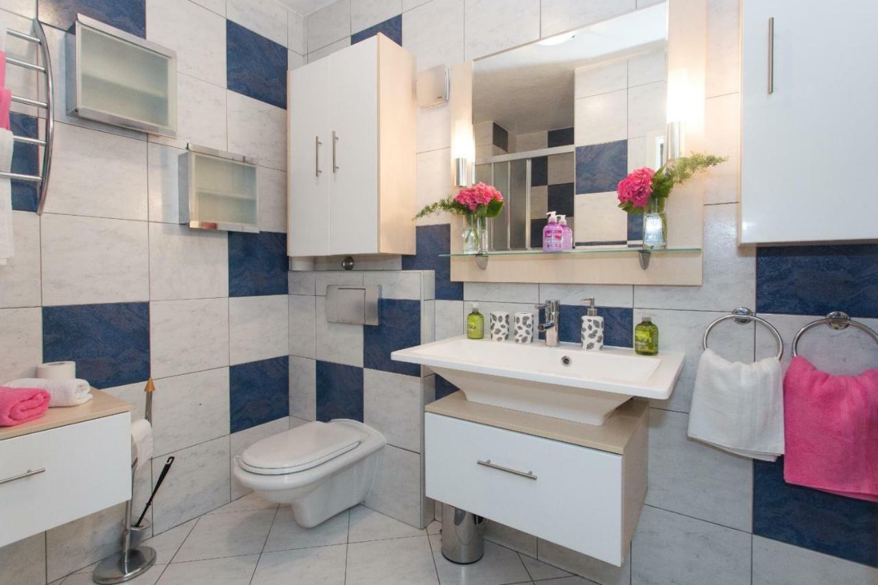 Apartmani Luis Каштела Экстерьер фото